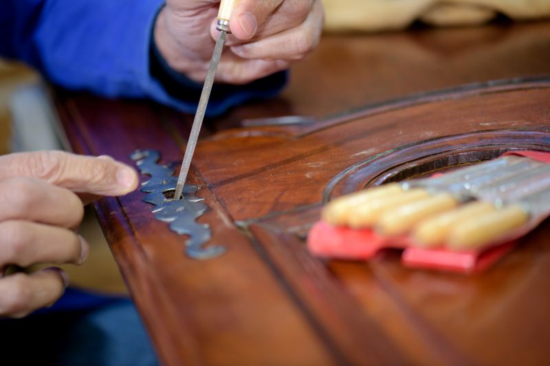 Old Furniture Refinishing Service
